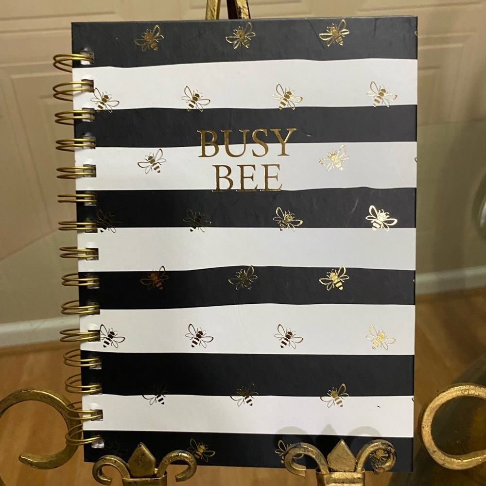 - Brand New Deco  Collection journal Bee Busy